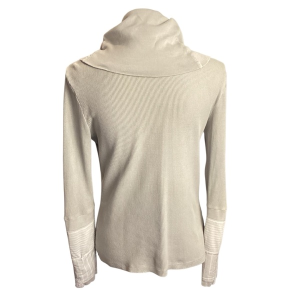 Sundance Everyday Compliments Thermal Knit Cowl Neck Embroidered Sleeve Top - Picture 7 of 10